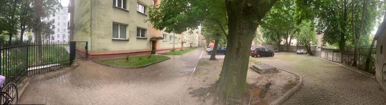 Cosy Studio In University District-Free Parking With Gate! Lodz  Exterior photo